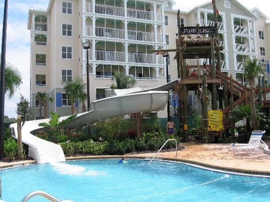 pool marriott